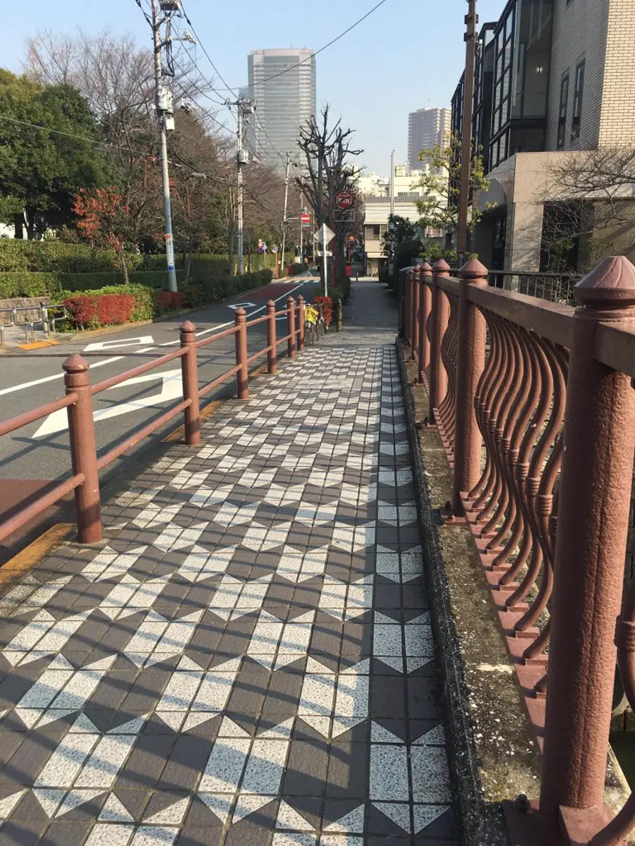 Sidewalk construction and walkway work
